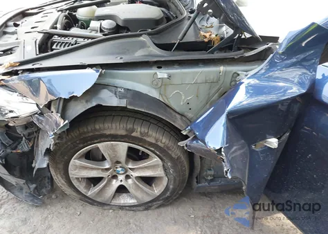 2013 BMW 528I xDrive из США, поврежденный, VIN WBAXH5C59DD115381